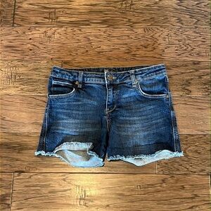 Kut From The Kloth 4” Inseam Mid Rise Shorts Size 4